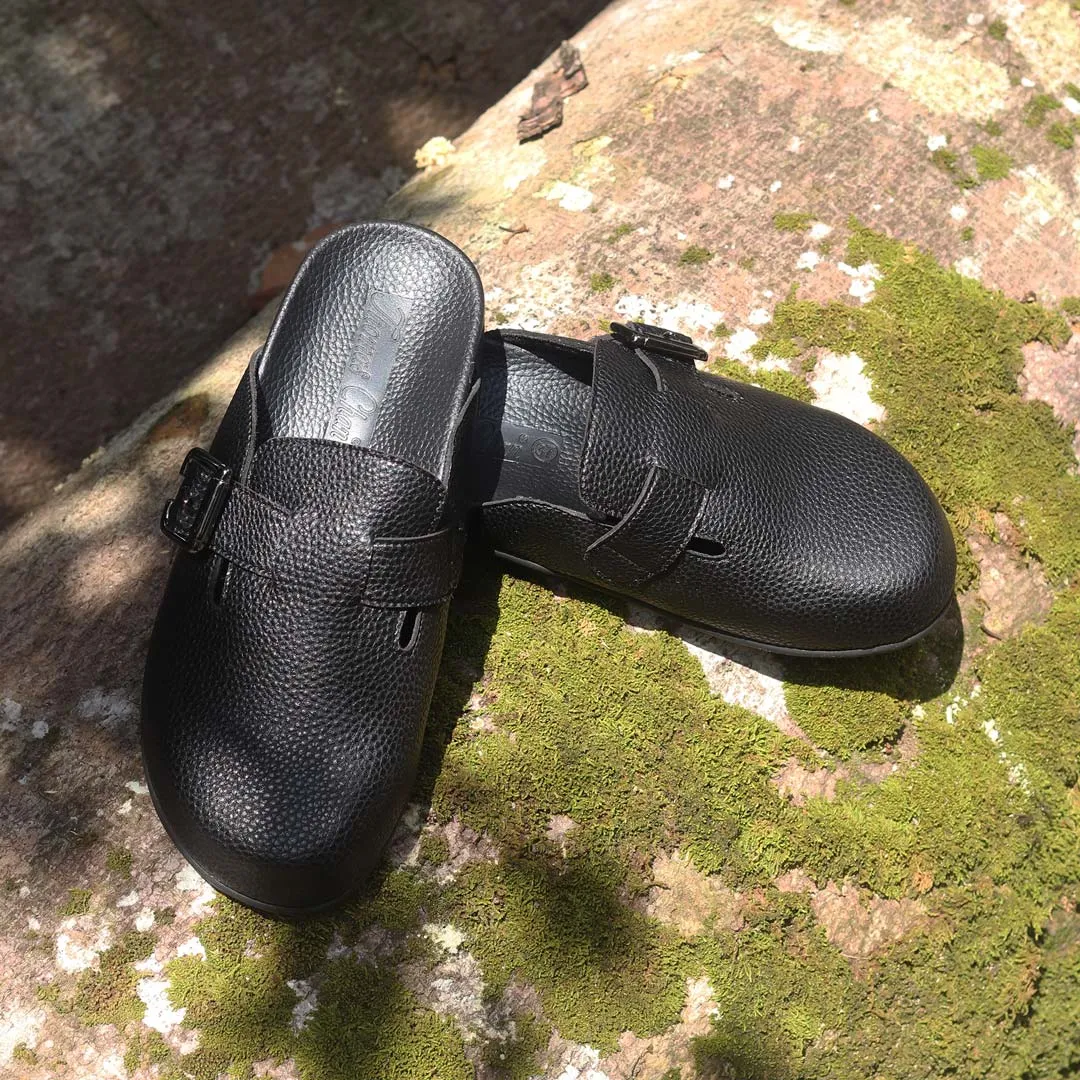 [20% off at cart][Unisex] Closed Toe Buckle Clog Sandals