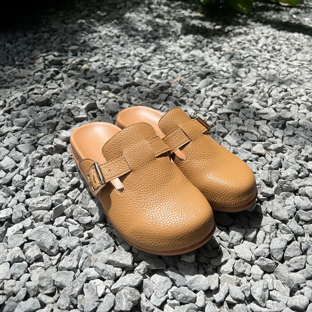 [20% off at cart][Unisex] Closed Toe Buckle Clog Sandals