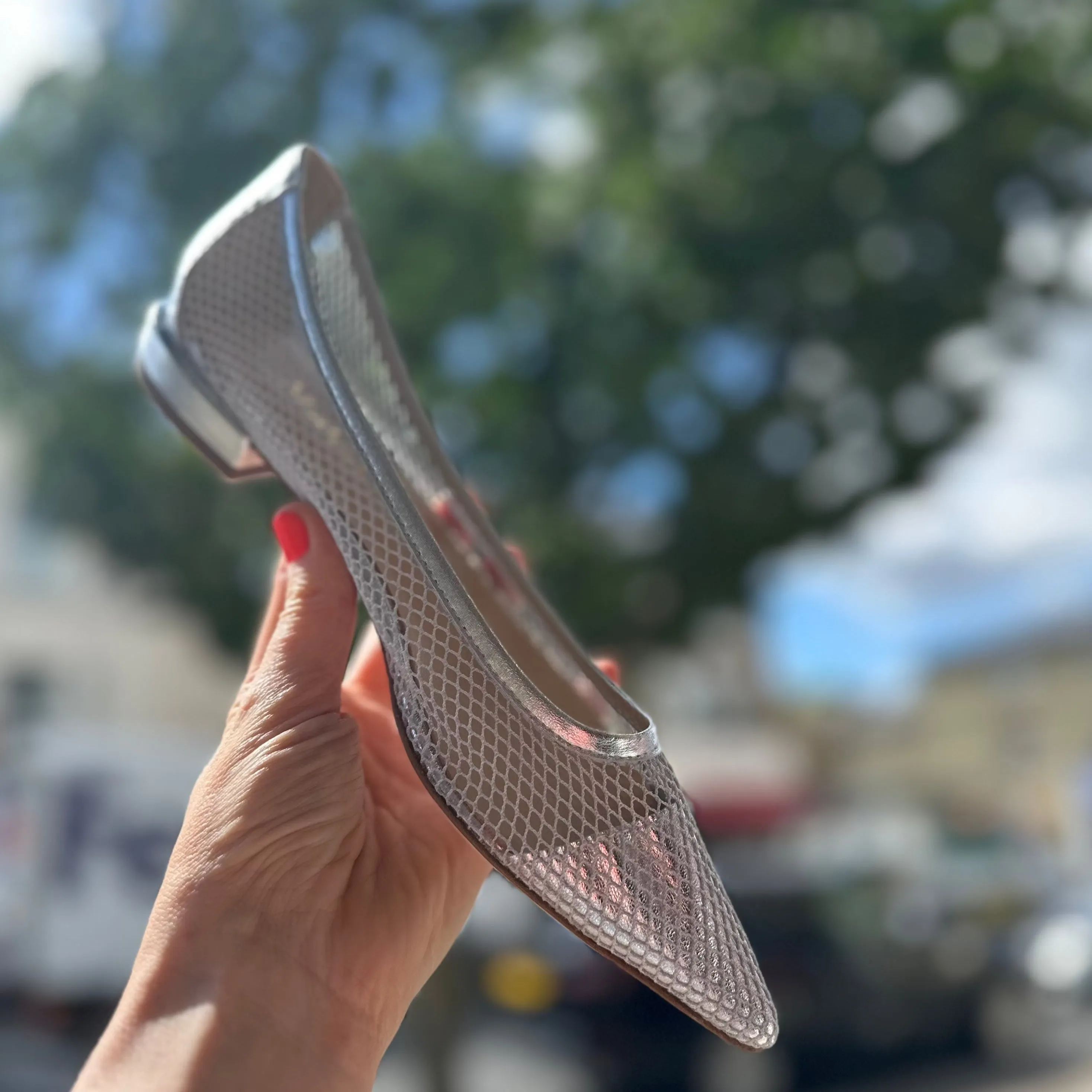 Doris silver flats