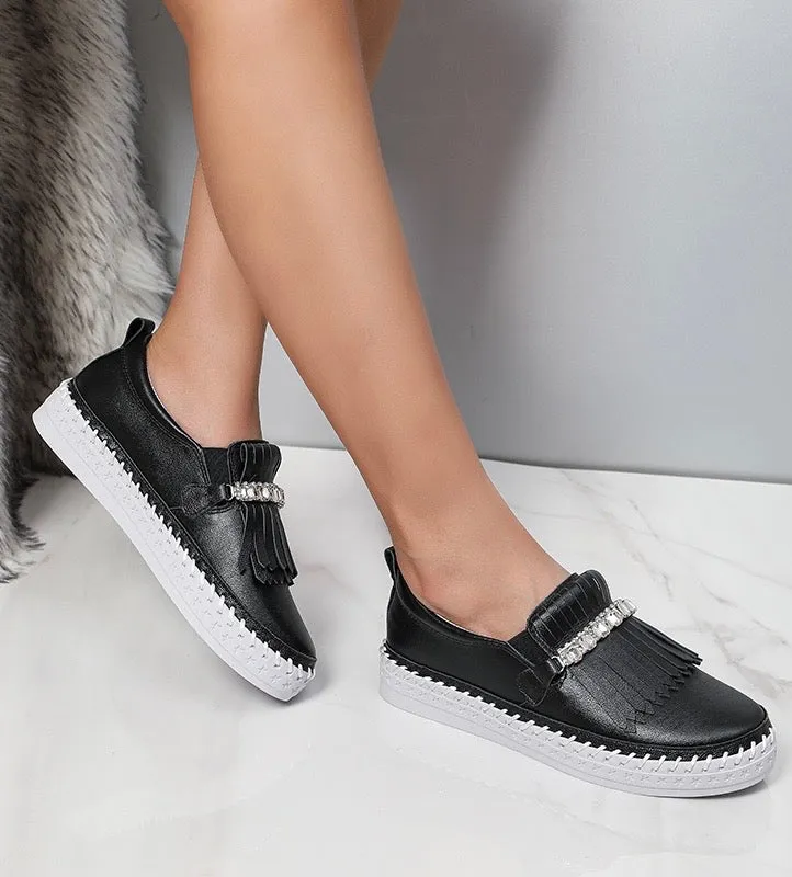 Fringe Detail Leather Loafer - Black
