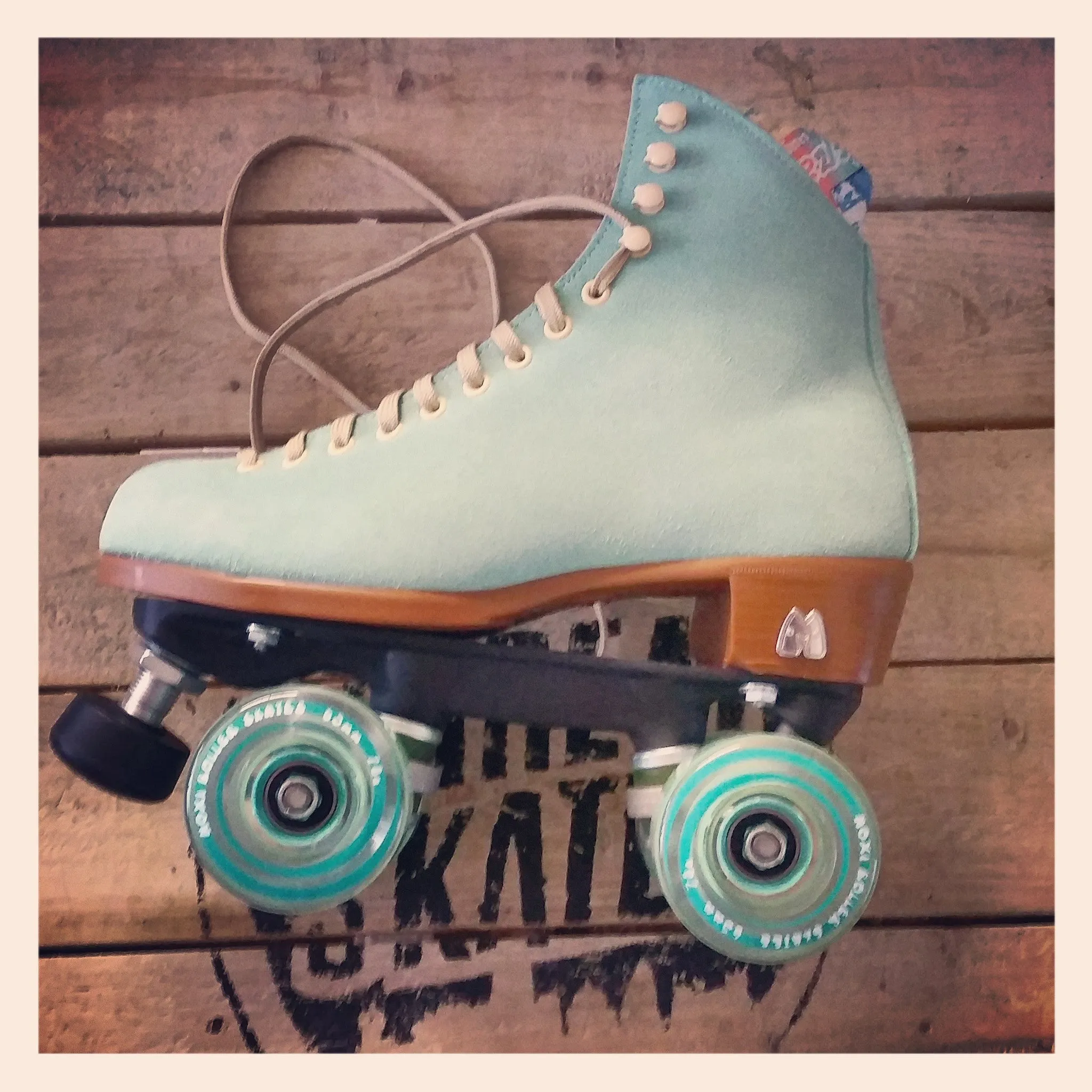 IN STOCK: Moxi Lolly Skates