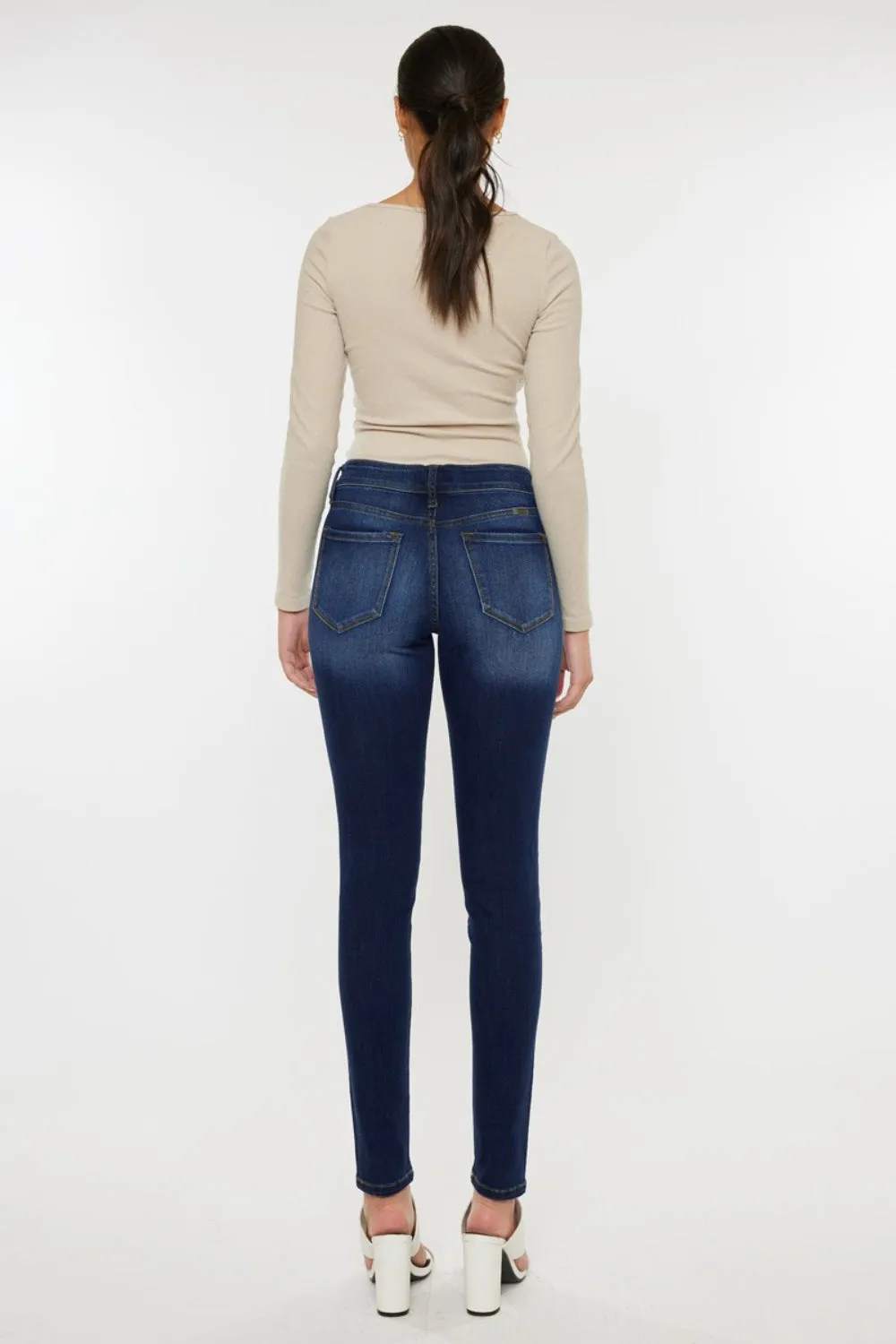 Kancan Mid Rise Gradient Skinny Jeans In Dark Wash