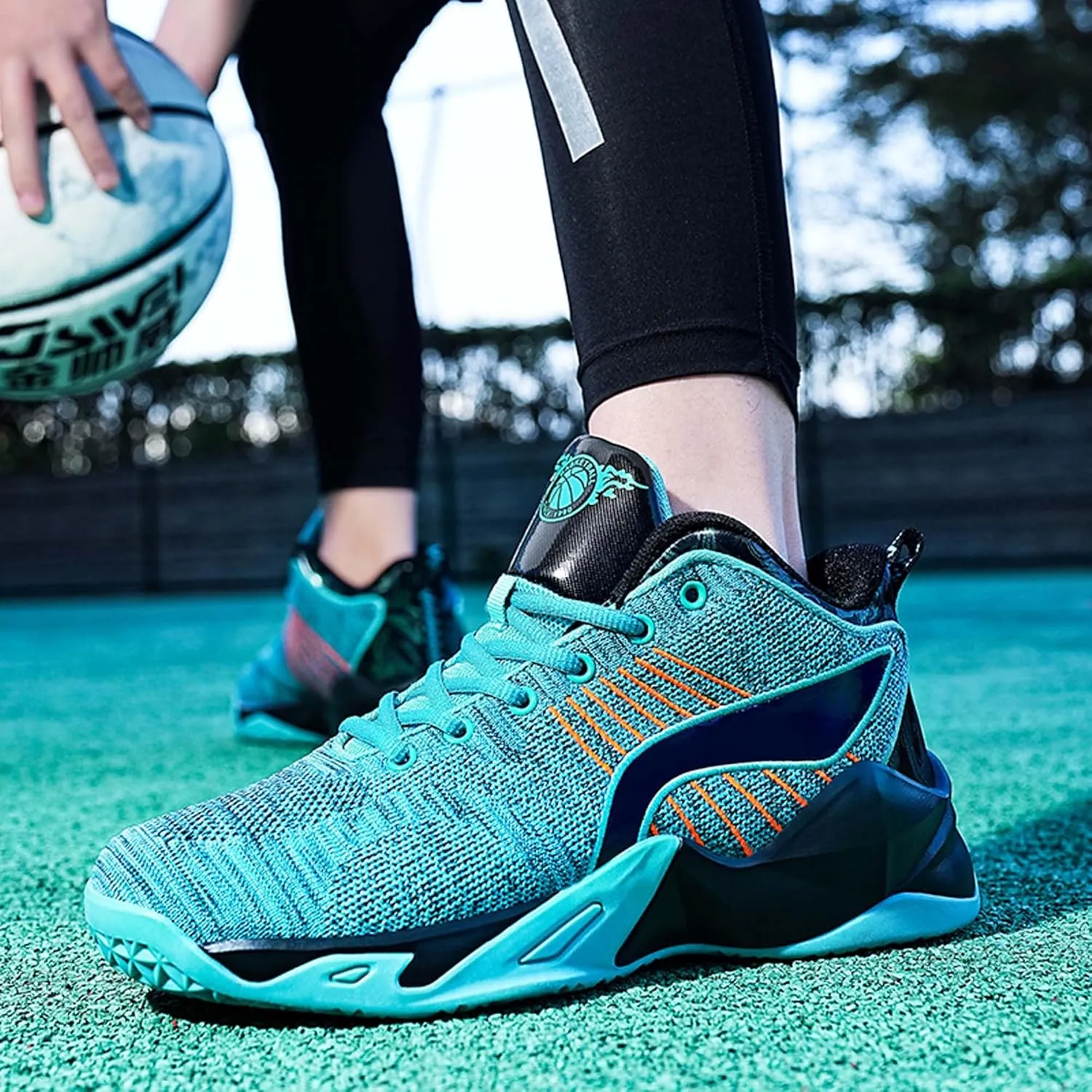 Men's Fashion Basketball Shoes Breathable Mesh Sports Running Shoes Outdoor Fashion Sneakers Lightweight Non-Slip Rubber Outsole Casual Walking Sneakers