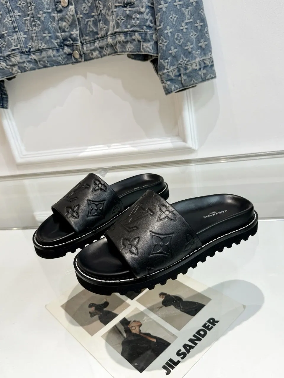 SE1477 LV Shore Flat Comfort Mule / Size5-11
