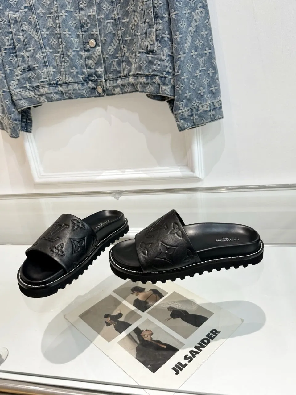 SE1477 LV Shore Flat Comfort Mule / Size5-11